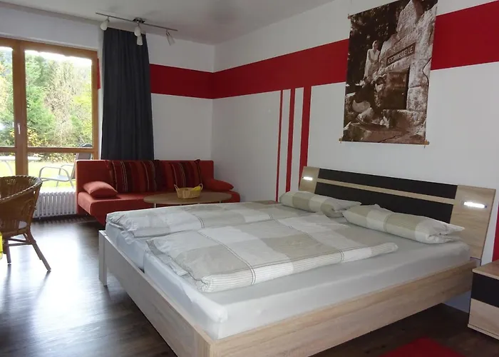 Gaestehaus Sonneck بيت ضيافة