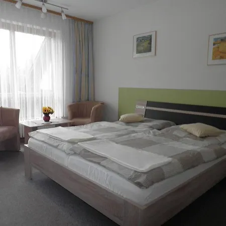 Gaestehaus Sonneck בית הארחה בישופסגרון